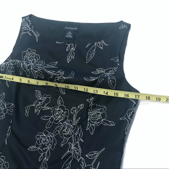 Ann Taylor sleeveless top Sz 4 - Picture 10 of 11